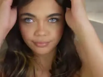 Chaturbate Live Sex of mia_rosalie