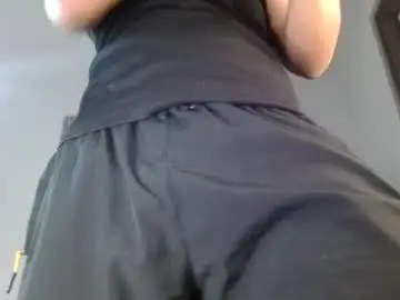 Chaturbate Nude Webcam of yourfavorite_bigclit