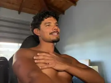 Chaturbate Watch Live Sex Cams of daniel0910s