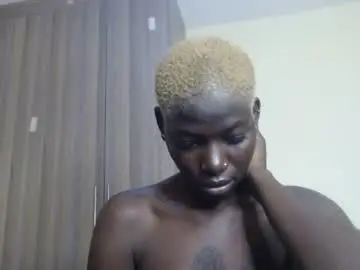 Chaturbate Live Porn of goldenfortune