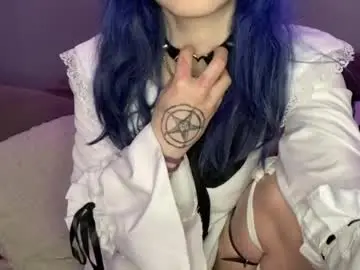 Chaturbate Live Sex Cam of lillianhusk