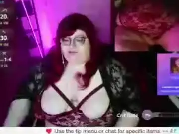 Chaturbate Live Sex Cam of rileysynn