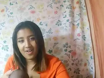 Chaturbate Live Sex Cam of liana9794