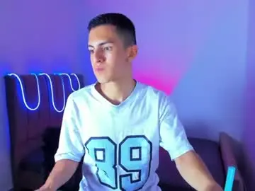 Chaturbate Live Porn of matiius18