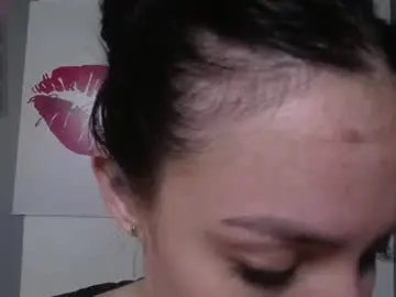 Chaturbate Live Sex Cam of taylor_sweet_605214