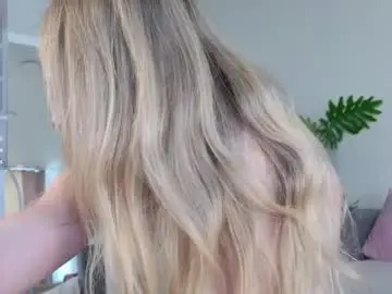 Chaturbate Watch Live Sex Cams of milly_shy