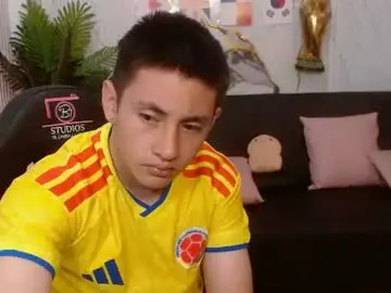 Chaturbate Best live sex cam show of andres_tay