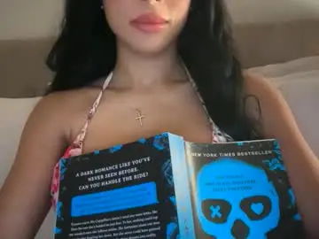 Chaturbate Live Porn of petiteprincess659846