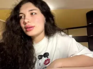 Chaturbate Watch Live Sex Cams of tracithetford