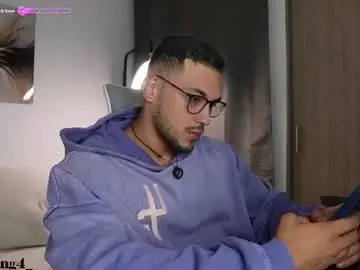 Chaturbate Watch Live Sex Cams of andy_weld
