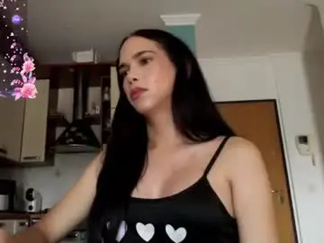 Chaturbate Live Sex Cam of luara_