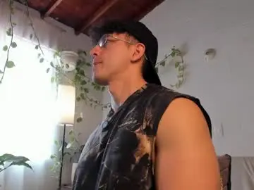 Chaturbate Best live sex cam show of blake_levi