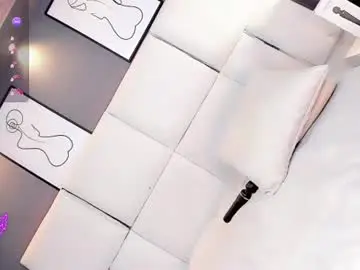 Chaturbate Free Porn Cam of manellyksparklee