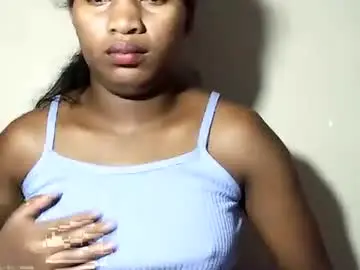 Chaturbate Watch Live Sex Cams of lovelylarra