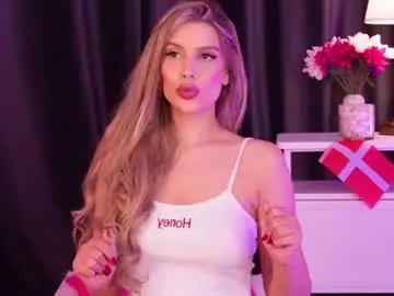Chaturbate Live Sex Cam of missclairee