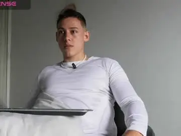Chaturbate Live Porn of muscle_king_cum