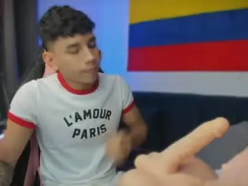 Chaturbate Sex Cam of andrew_twink18