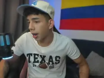 Chaturbate Best live sex cam show of andrew_twink18