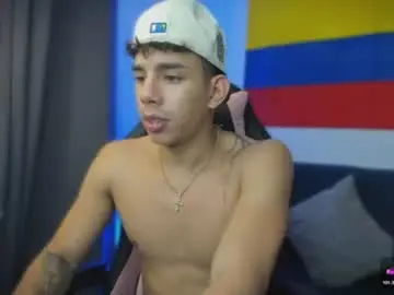 Chaturbate Sex Cam of andrew_twink18