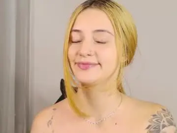 Chaturbate Adult Webcam of anniemora_