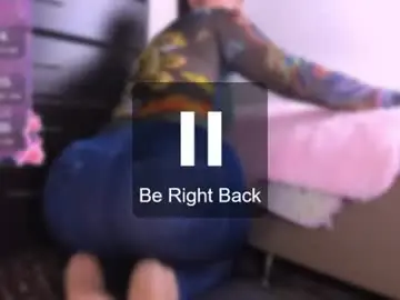 Chaturbate Live Porn of carolinasweet33