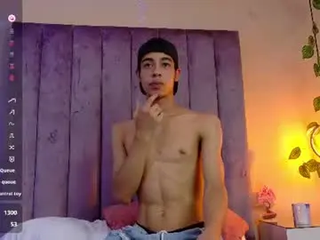 Chaturbate Live Sex Cam of liam_mercurio