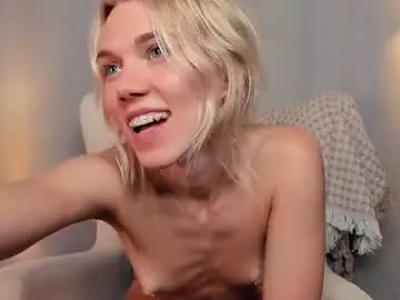 Chaturbate Sex Cam of myviolet_rush