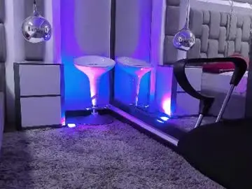 Chaturbate Live Sex Cam of natashabroown_