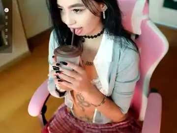 Chaturbate Live Sex of yuna_leen