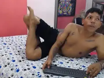 Chaturbate Best live sex cam show of latinosninfomanos