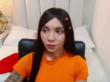Chaturbate Sex Cam of camilah_tk