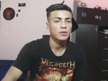 Chaturbate Sex Cam of fenix_hardcock