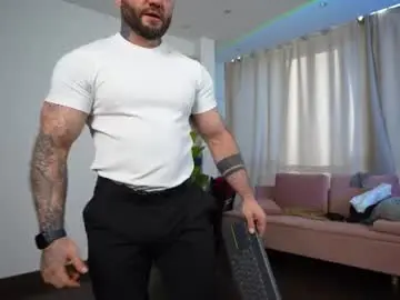 Chaturbate Adult Video Chat of muscularfriend