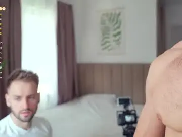 Chaturbate Best live sex cam show of muscularfriend