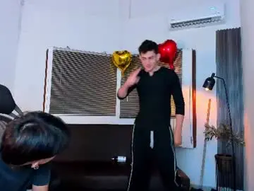 Chaturbate Live Sex Cam of party_guyssex