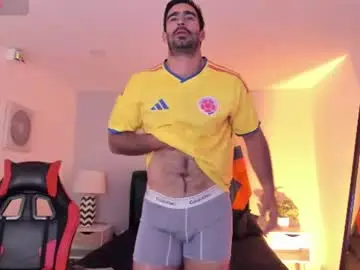 Chaturbate Adult Webcams of tbastian