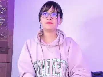 Chaturbate Nude Webcam of _urcutekitty