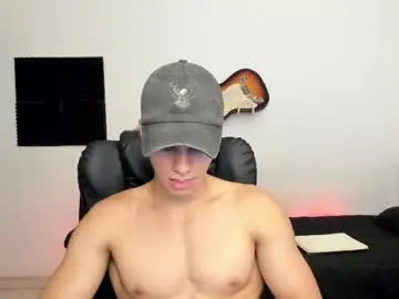 Chaturbate Best live sex cam show of zenhzu