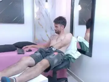 Chaturbate Best live sex cam show of kingoftemptation