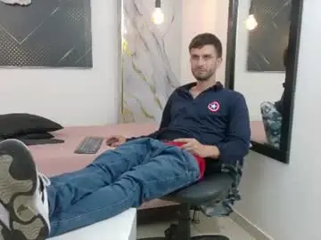 Chaturbate Best live sex cam show of kingoftemptation