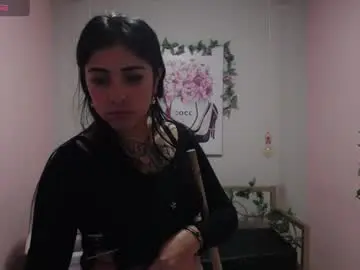 Chaturbate Watch Live Sex Cams of adri_gomez_1