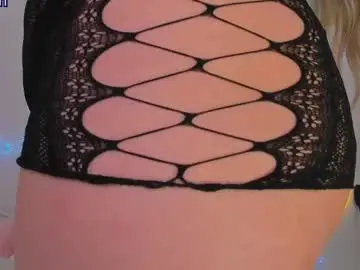 Chaturbate Adult Video Chat of evilla_brill