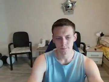 Chaturbate Live Sex Cam of mikimaus0101