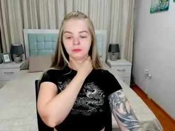Chaturbate Live Sex Cam of sirenabloom