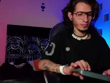 Chaturbate Watch Live Sex Cams of vergil_noir