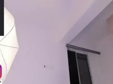 Chaturbate Sex Cam of derekolsen_