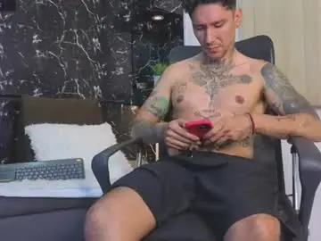 Chaturbate Free Live Porn of dylanstonne1