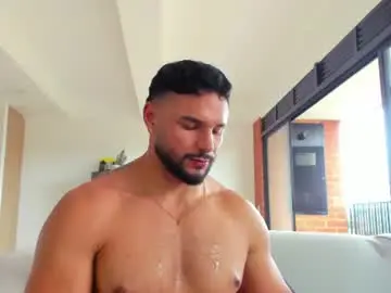 Chaturbate Live Porn of jackson_wayne__