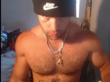 Chaturbate Watch Live Sex Cams of izak144
