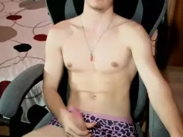 Chaturbate Live Sex Cam of bradyflint